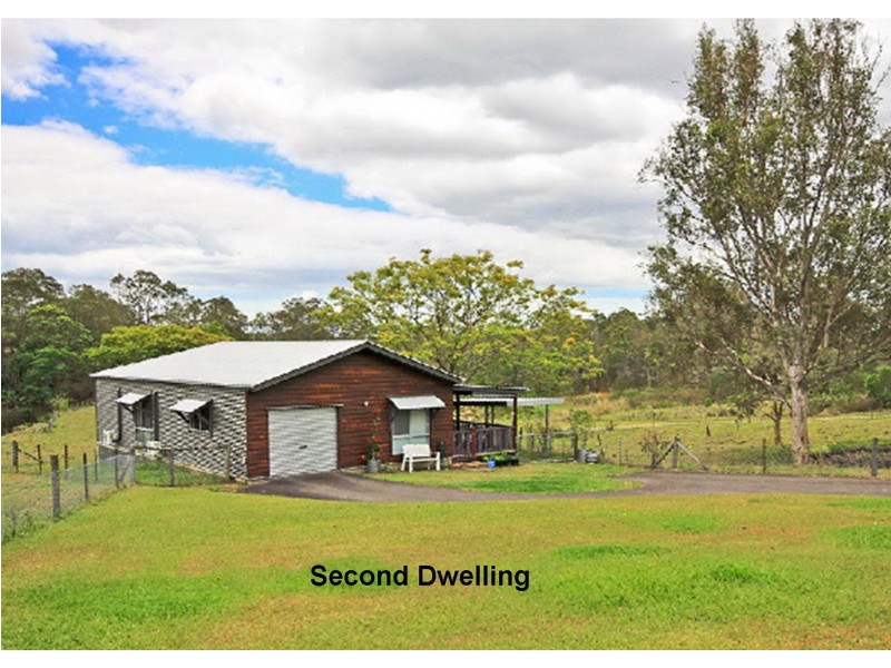 68 Oatlands Crt, Wights Mountain QLD 4520
