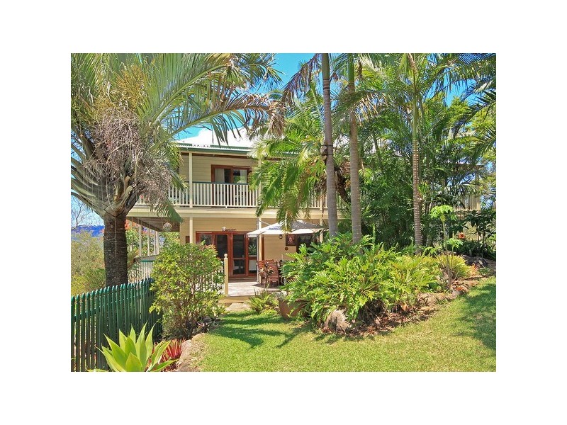 4 Springfield Ct, Wights Mountain QLD 4520