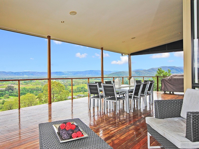 1049 Bunya Road, Draper QLD 4520