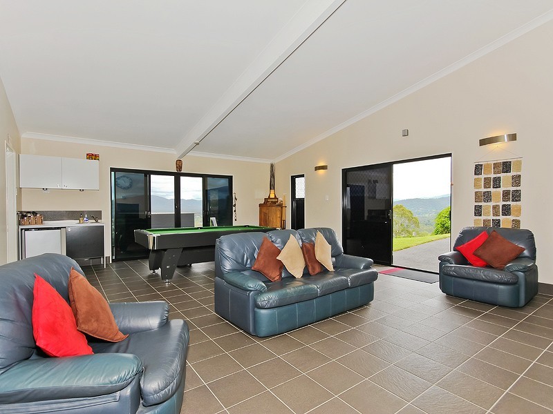 1049 Bunya Road, Draper QLD 4520