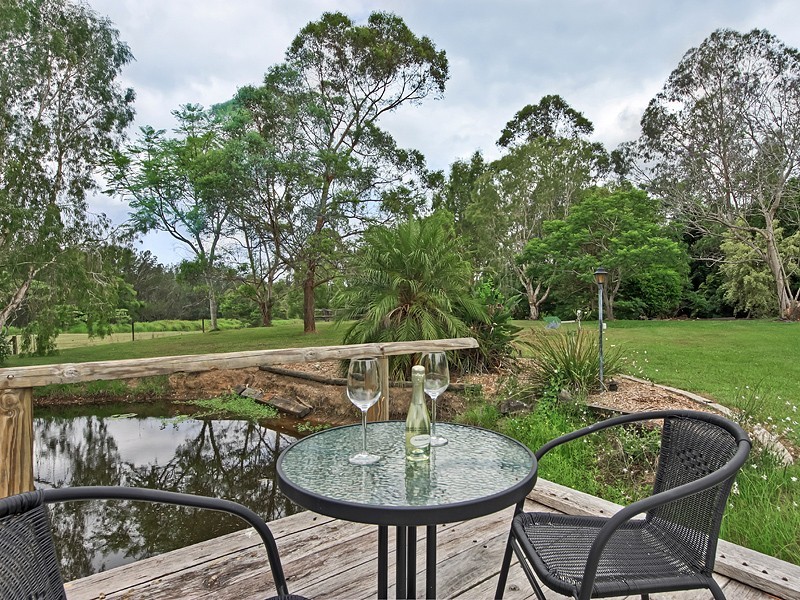 8 Clapham Court, Bunya QLD 4055