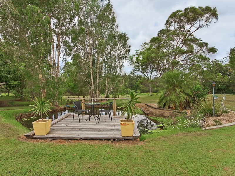 8 Clapham Court, Bunya QLD 4055