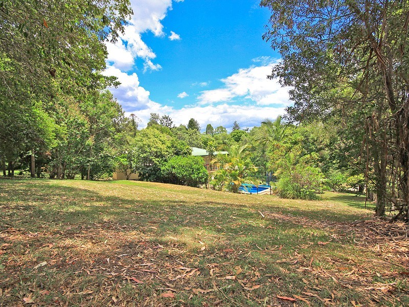 5 Woodview Street, Samford Valley QLD 4520