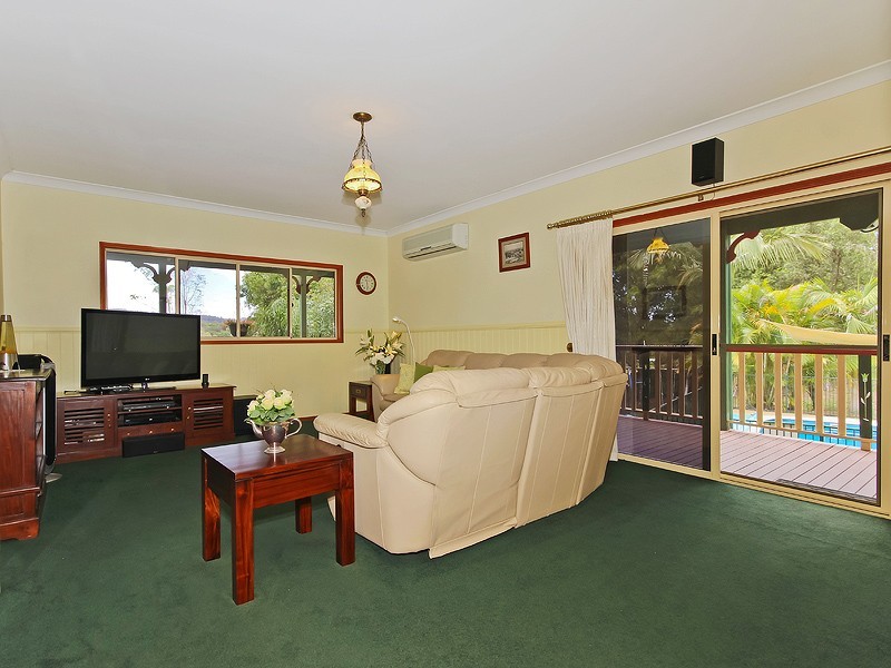 5 Woodview Street, Samford Valley QLD 4520