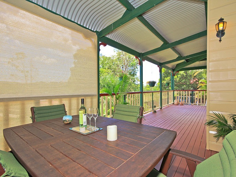 5 Woodview Street, Samford Valley QLD 4520