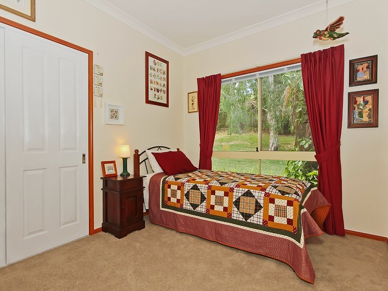 5 Woodview Street, Samford Valley QLD 4520