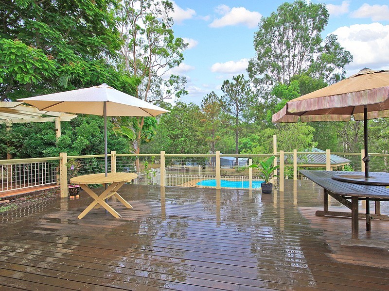 31 Wights Mountain Rd, Samford Valley QLD 4520