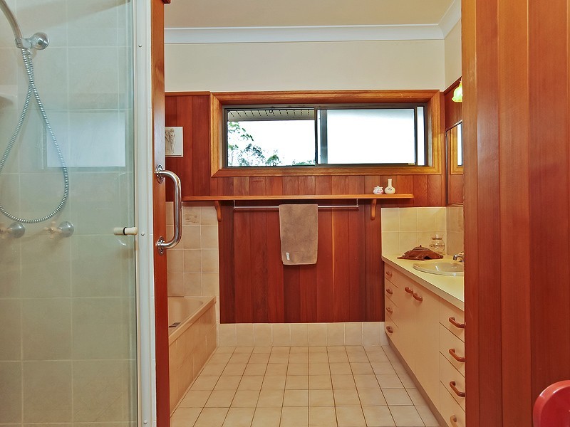 31 Wights Mountain Rd, Samford Valley QLD 4520