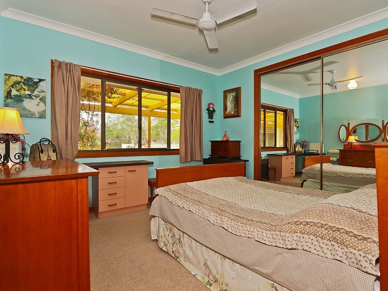 31 Wights Mountain Rd, Samford Valley QLD 4520