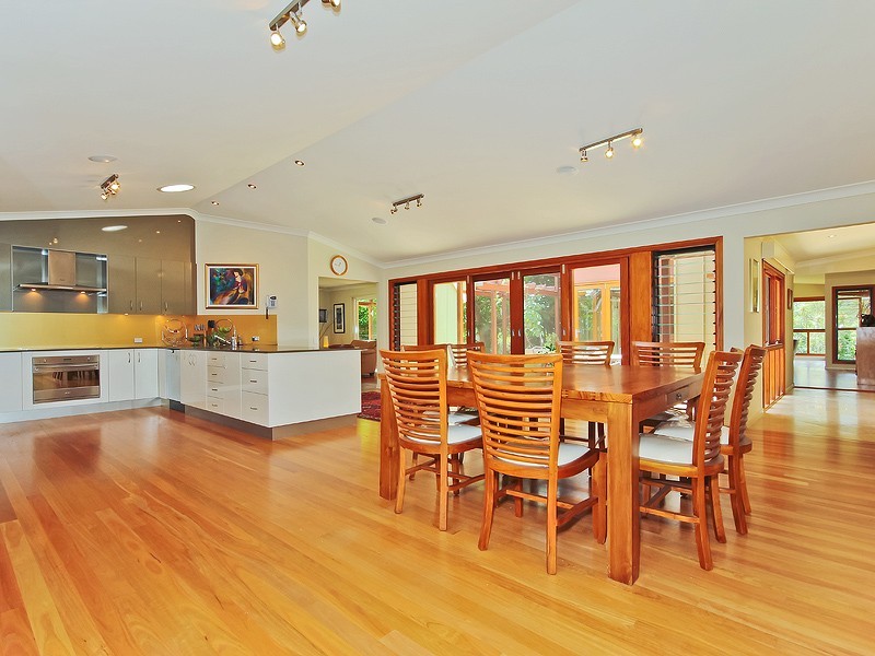 12 Trentham Place, Samford Village QLD 4520