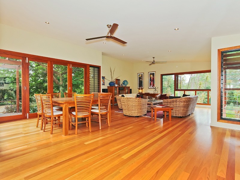 12 Trentham Place, Samford Village QLD 4520