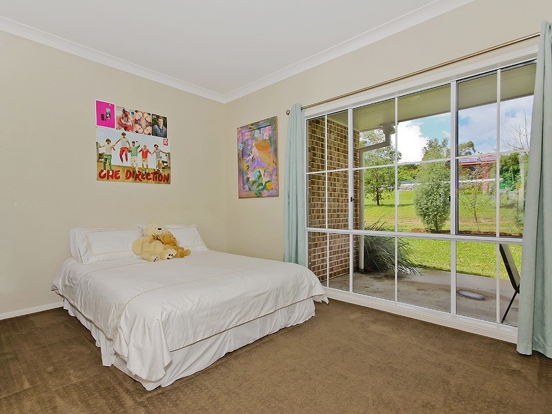 12 Davison Road, Camp Mountain QLD 4520