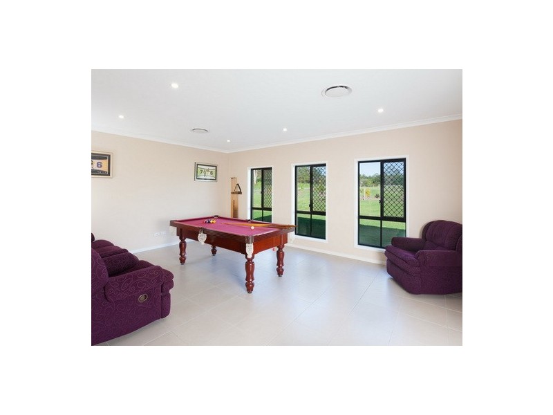 15 Reiners Road, Samford Valley QLD 4520