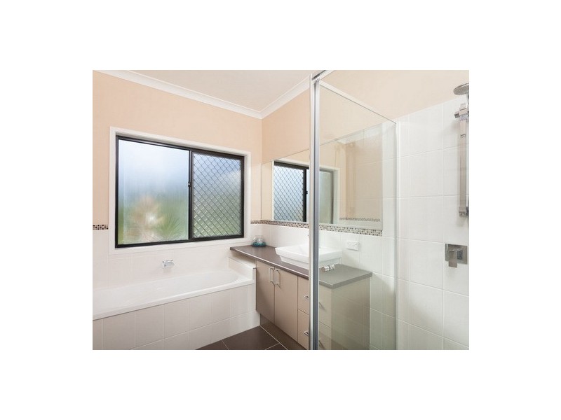 15 Reiners Road, Samford Valley QLD 4520