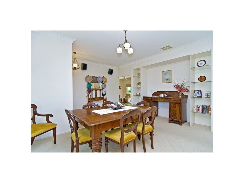 6 Cooroora Crescent, Yugar QLD 4520