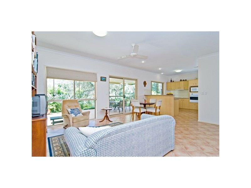 6 Cooroora Crescent, Yugar QLD 4520