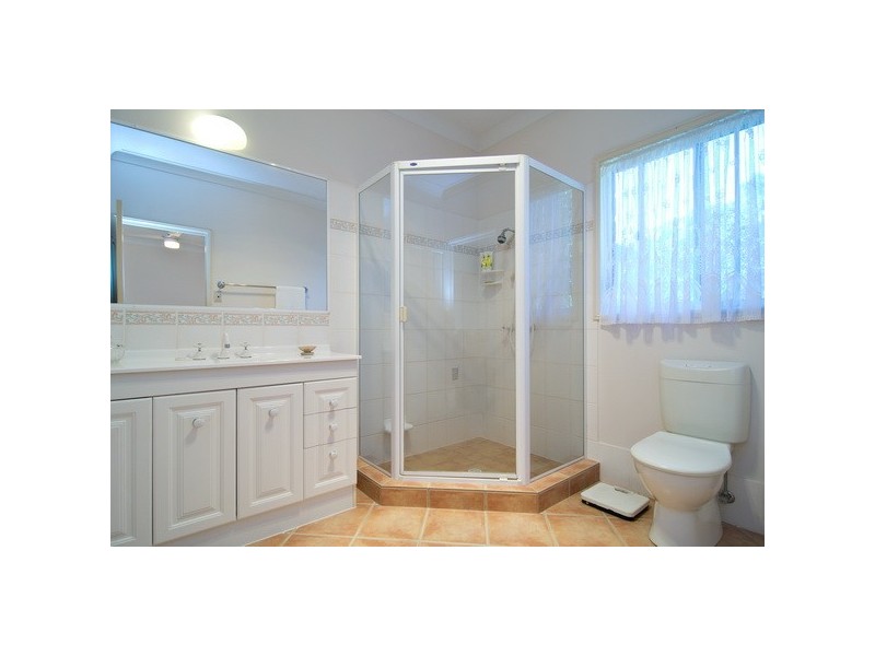 6 Cooroora Crescent, Yugar QLD 4520