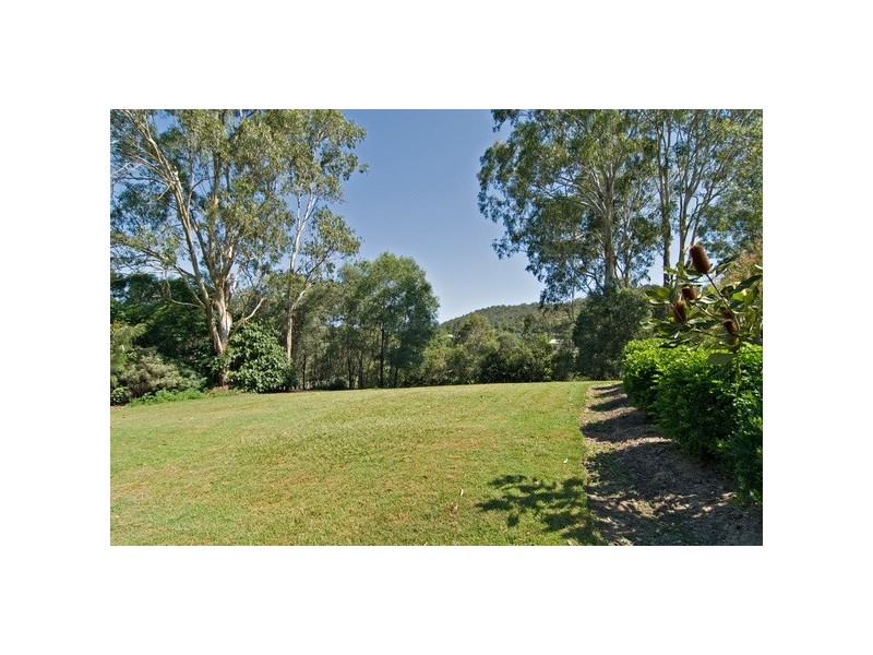 6 Cooroora Crescent, Yugar QLD 4520