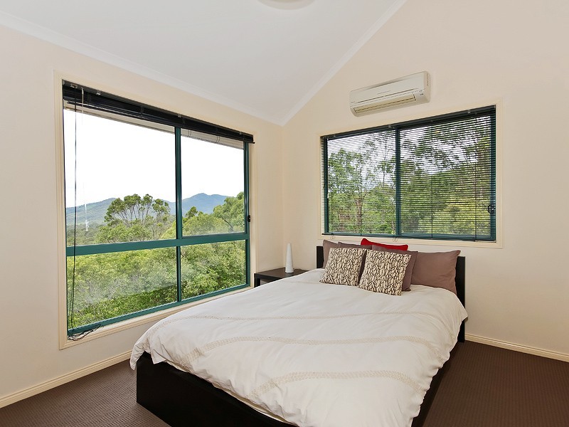 27 Alison Booker Court, Kobble Creek QLD 4520
