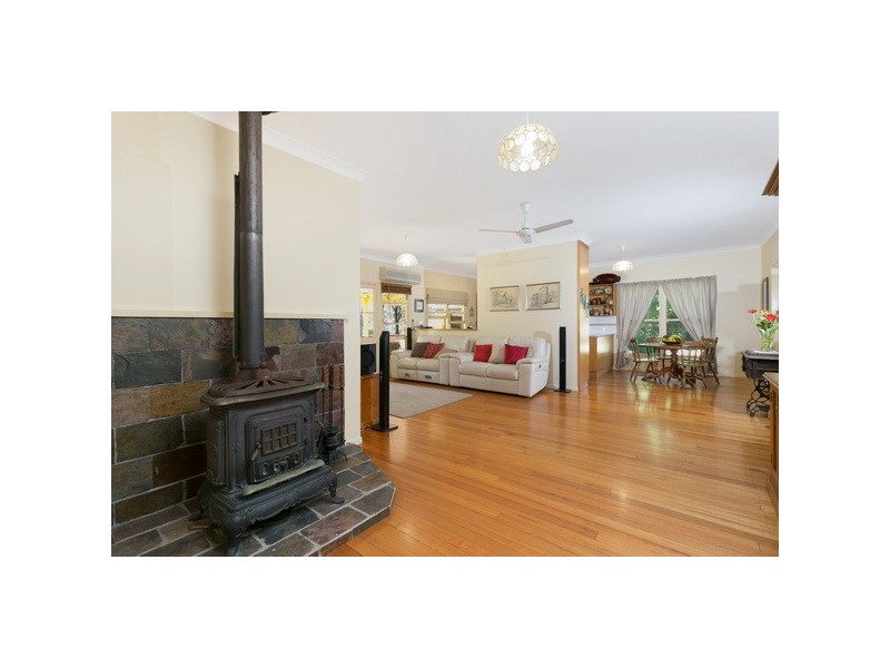 8 Brunswick PLace, Wights Mountain QLD 4520