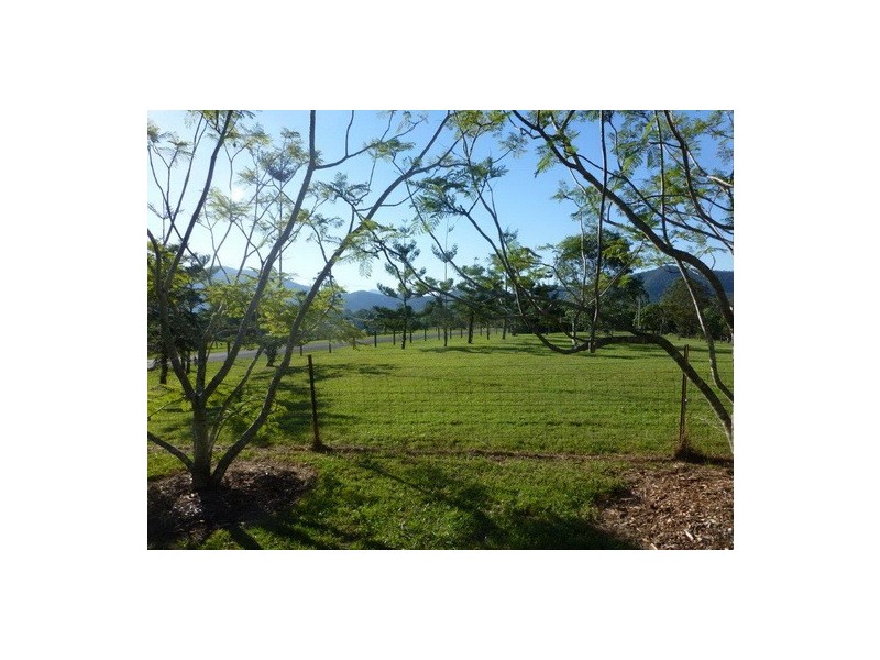 8 Brunswick PLace, Wights Mountain QLD 4520