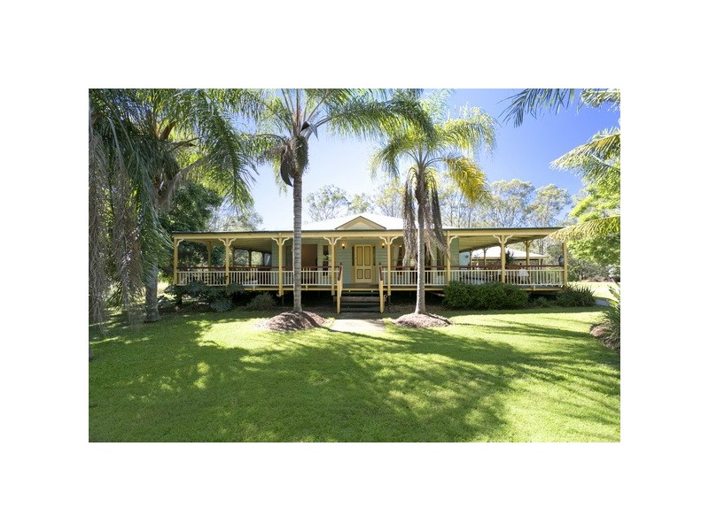 8 Brunswick PLace, Wights Mountain QLD 4520