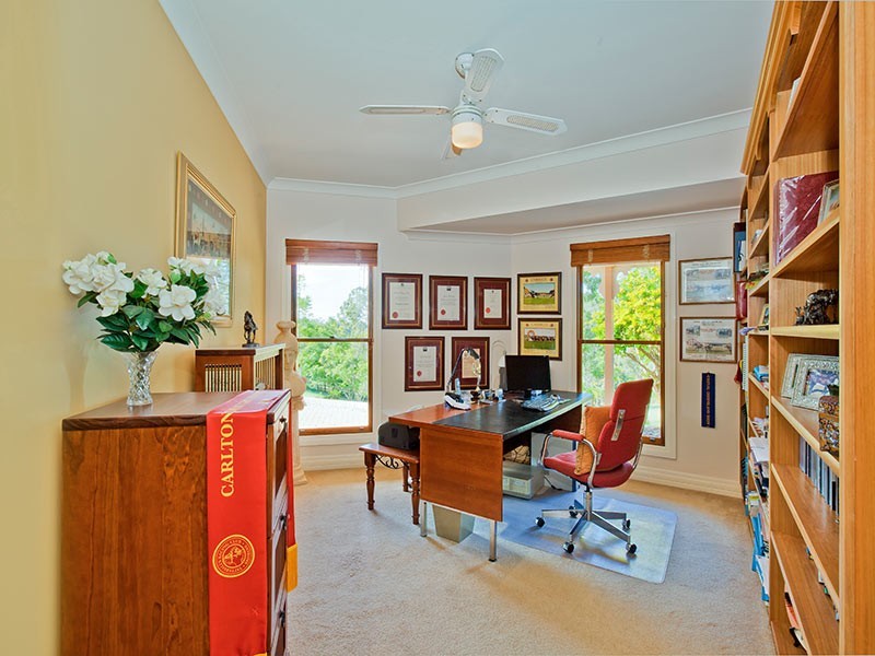 22 Stansell Court, Draper QLD 4520