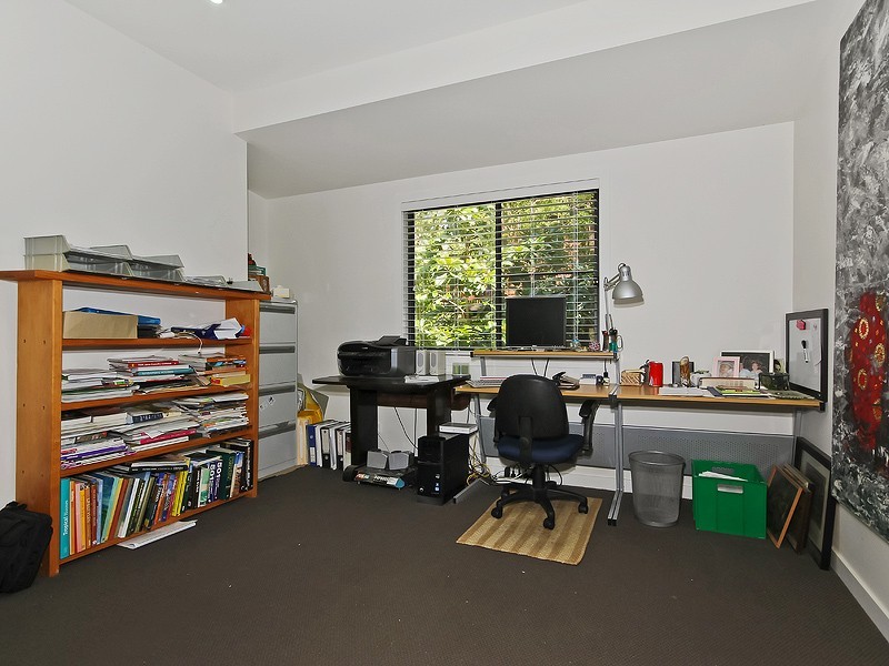 11 Wentworth Avenue, Mount Nebo QLD 4520