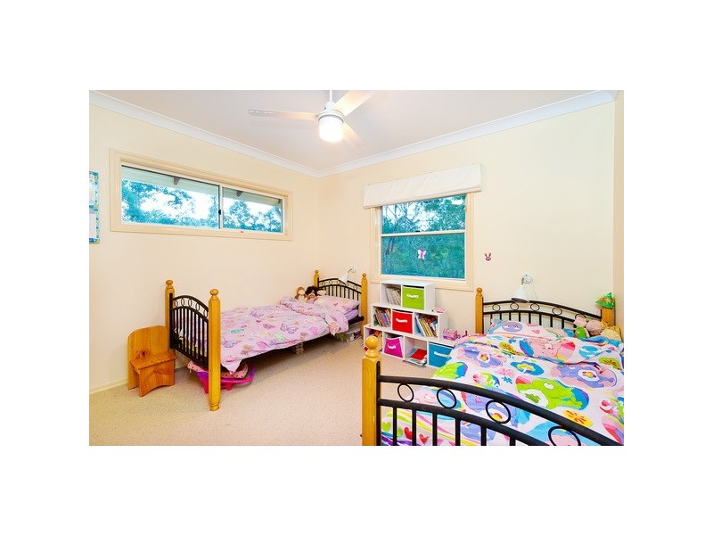 1 Skyline Court, Draper QLD 4520