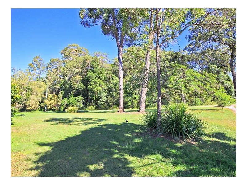 27 Crofty Street, Albany Creek QLD 4035