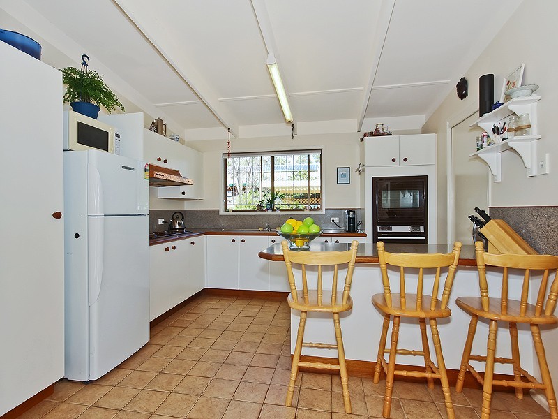 27 Crofty Street, Albany Creek QLD 4035