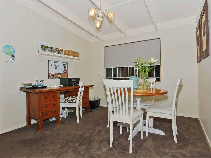 27 Crofty Street, Albany Creek QLD 4035