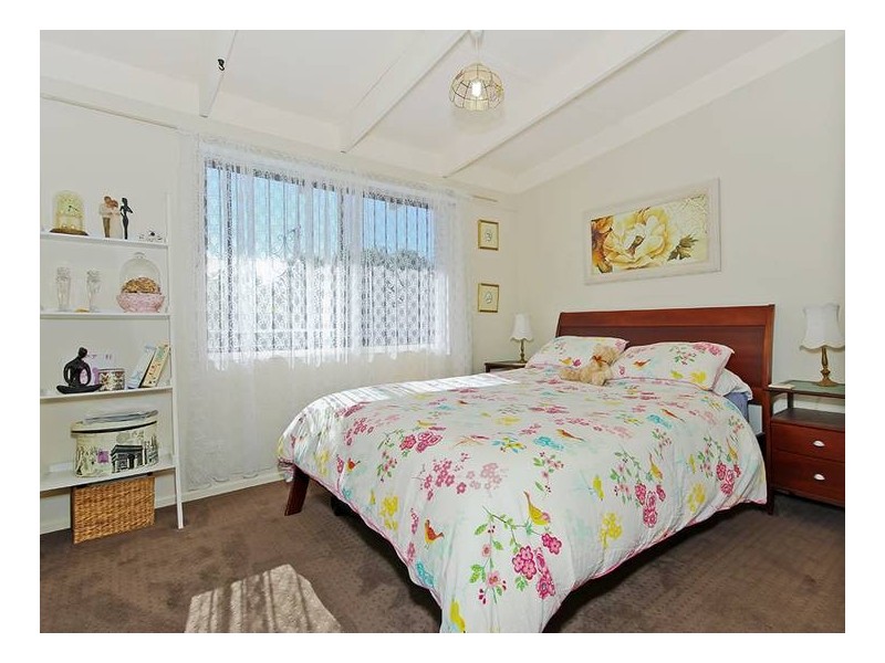 27 Crofty Street, Albany Creek QLD 4035