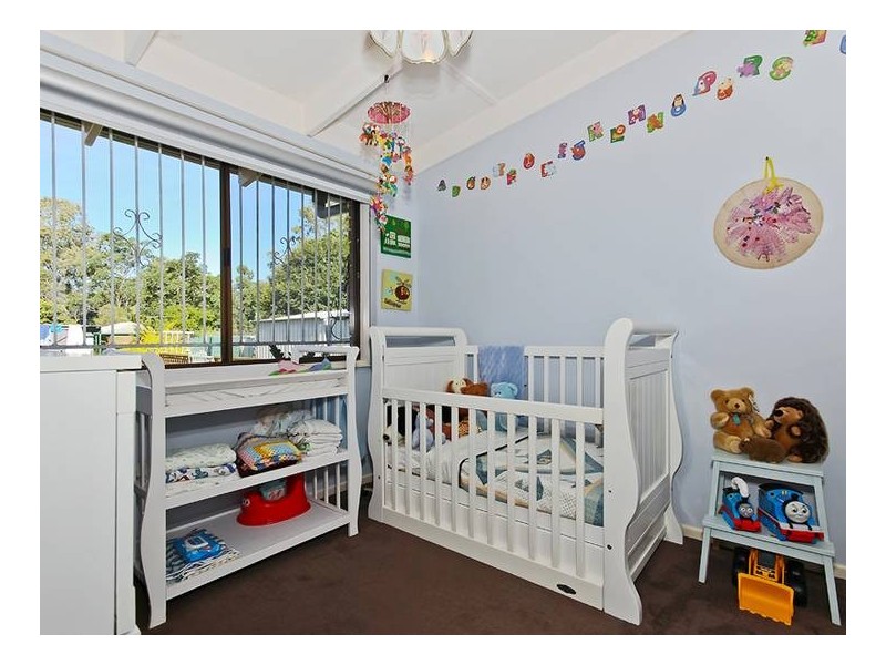 27 Crofty Street, Albany Creek QLD 4035