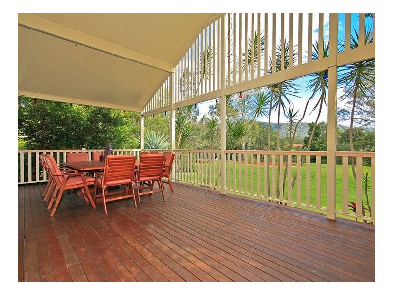 6 Norwood Ct, Highvale QLD 4520