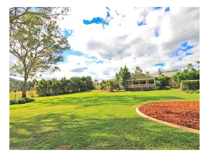 6 Norwood Ct, Highvale QLD 4520