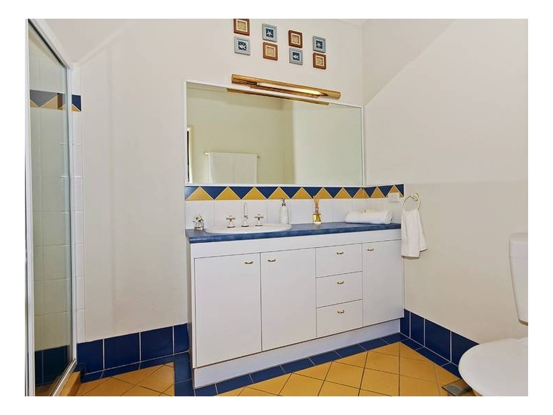 6 Norwood Ct, Highvale QLD 4520