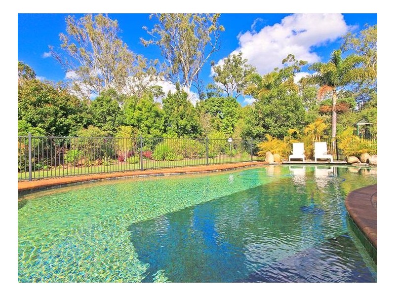 87 Days Rd, Wights Mountain QLD 4520