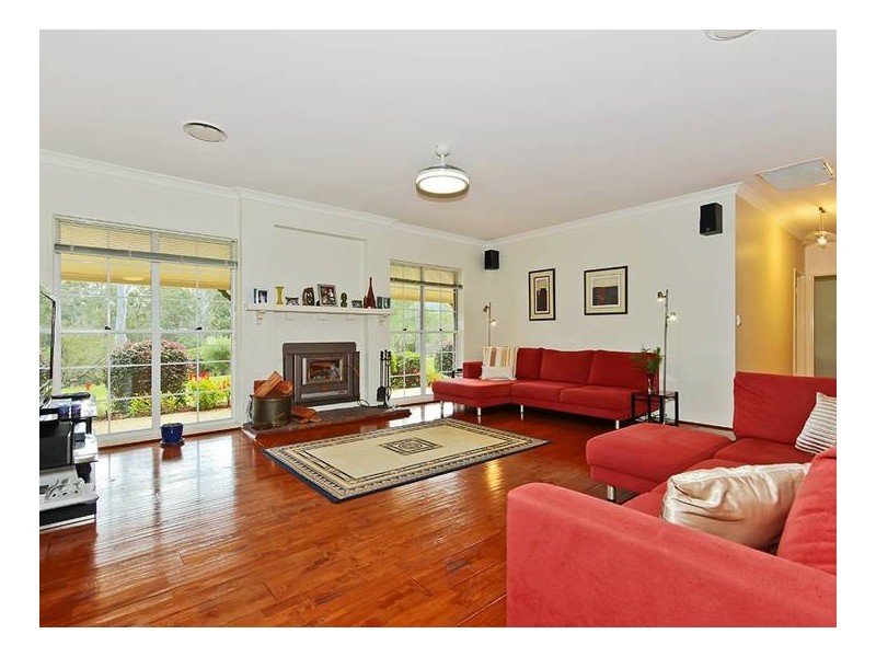 87 Days Rd, Wights Mountain QLD 4520