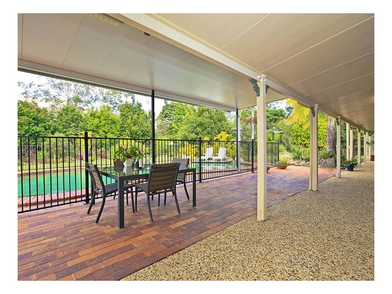 87 Days Rd, Wights Mountain QLD 4520