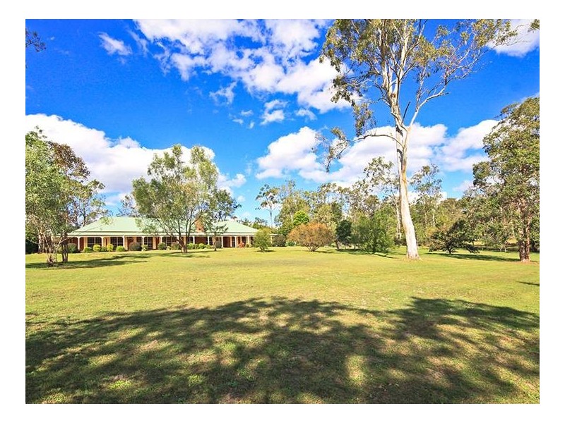 87 Days Rd, Wights Mountain QLD 4520