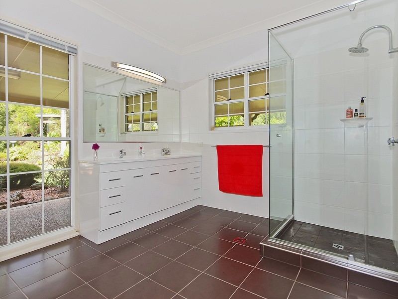 87 Days Rd, Wights Mountain QLD 4520