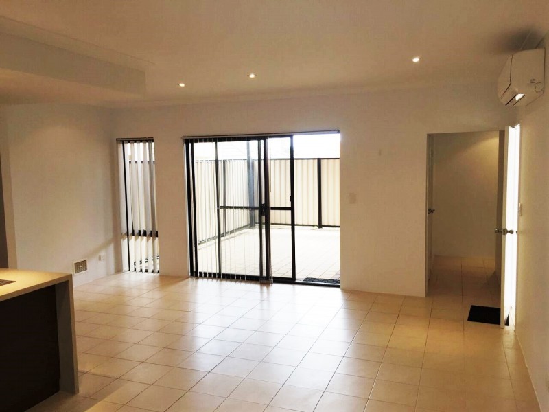 345C Flinders St, Nollamara WA 6061