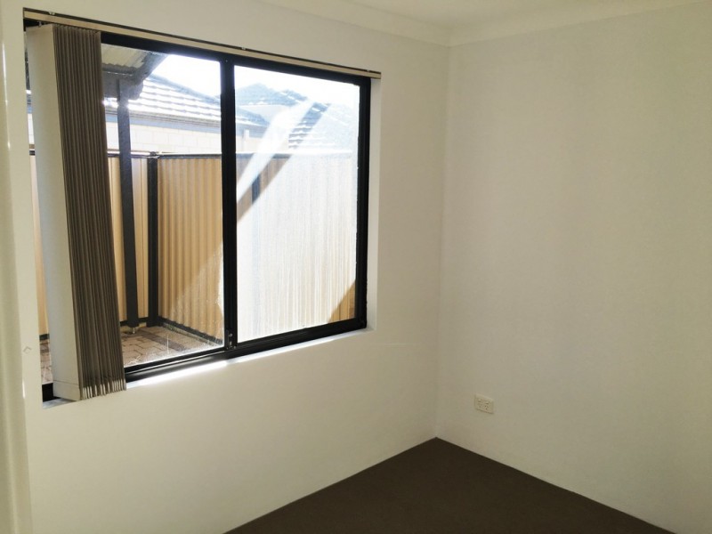 345C Flinders St, Nollamara WA 6061