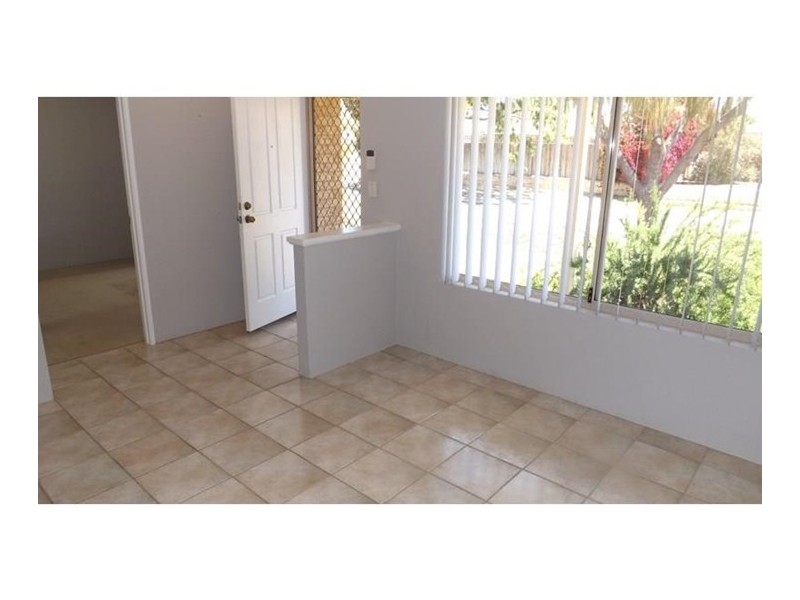 17 Duncombe Gr, Quinns Rocks WA 6030