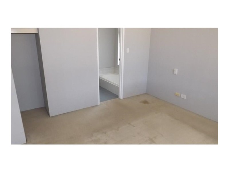 17 Duncombe Gr, Quinns Rocks WA 6030