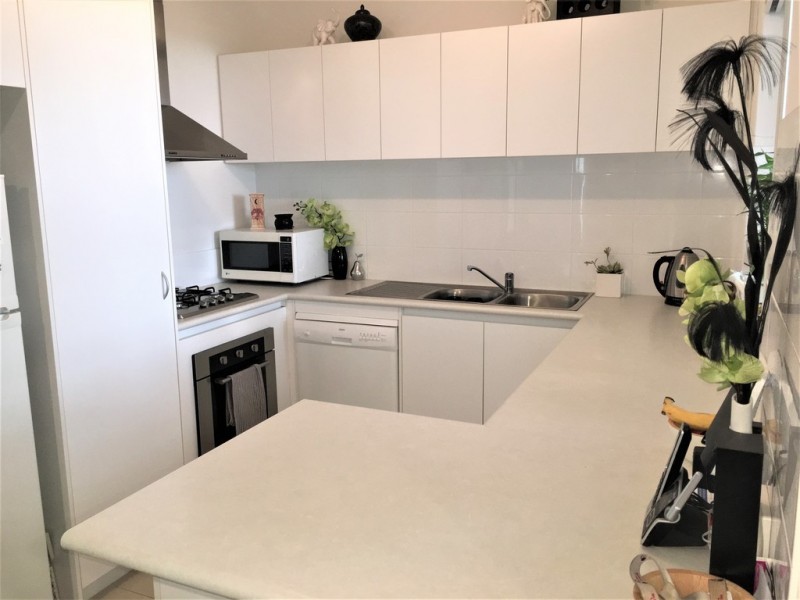 3/217 Patricia St, Caversham WA 6055