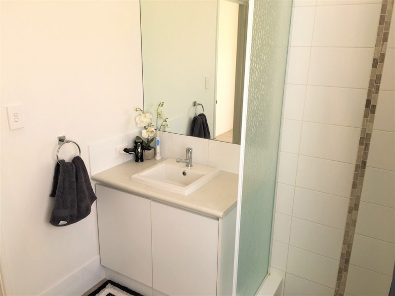 3/217 Patricia St, Caversham WA 6055