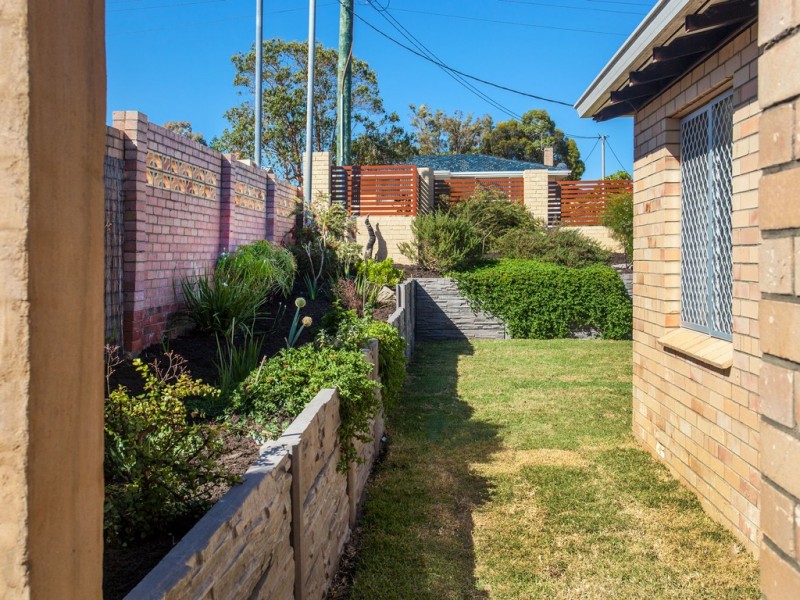 1/359 The Strand, Dianella WA 6059