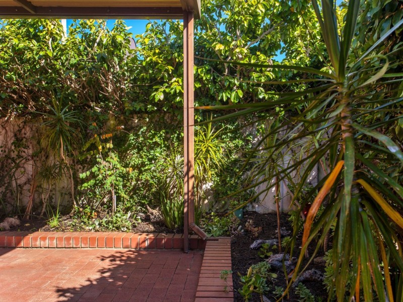 1/359 The Strand, Dianella WA 6059